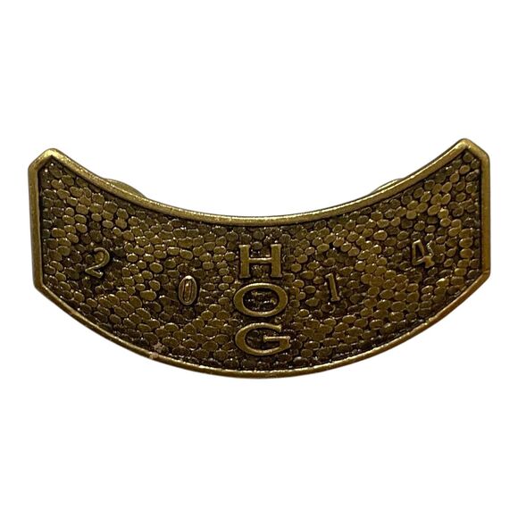 Harley Davidson Owners Group 2014 HOG Rocker Pin Bronze Tone 1.5 Inch - Picture 1 of 3